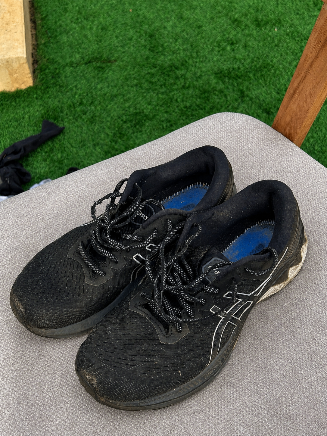 Before cleaning ASICS Runners
